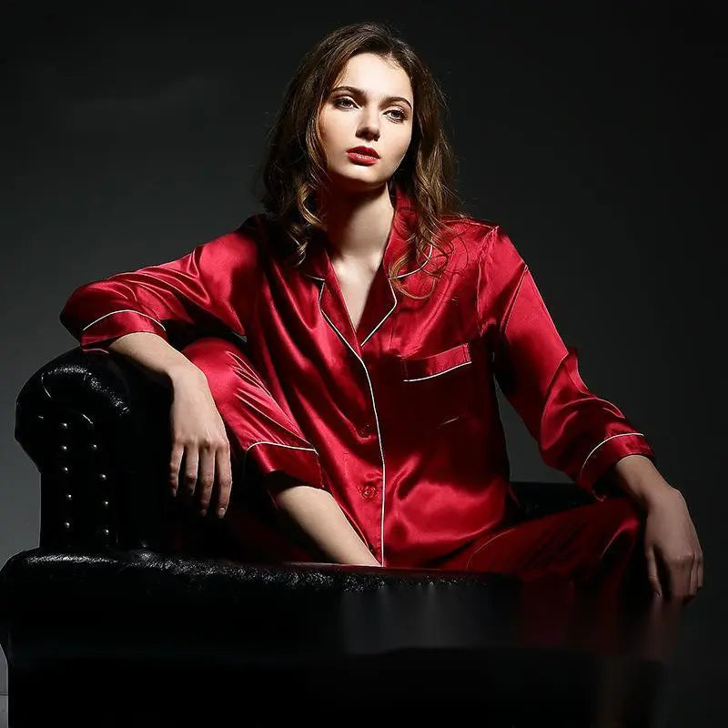 Silk pajamas set for ladies La Maison du Satin