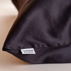 TAIE D’OREILLER PURE SOIE DE MÛRIER 22 MOMMES Noir 50x70cm La Maison du Satin