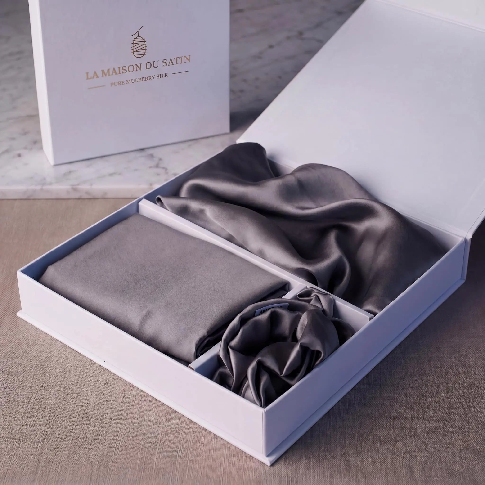 Coffret rituel absolu — Taie, bonnet & masque La Maison du Satin