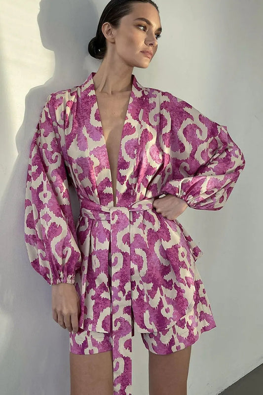 L'Ensemble Kimono Coralline en Satin - L’Élégance Absolue La Maison du Satin